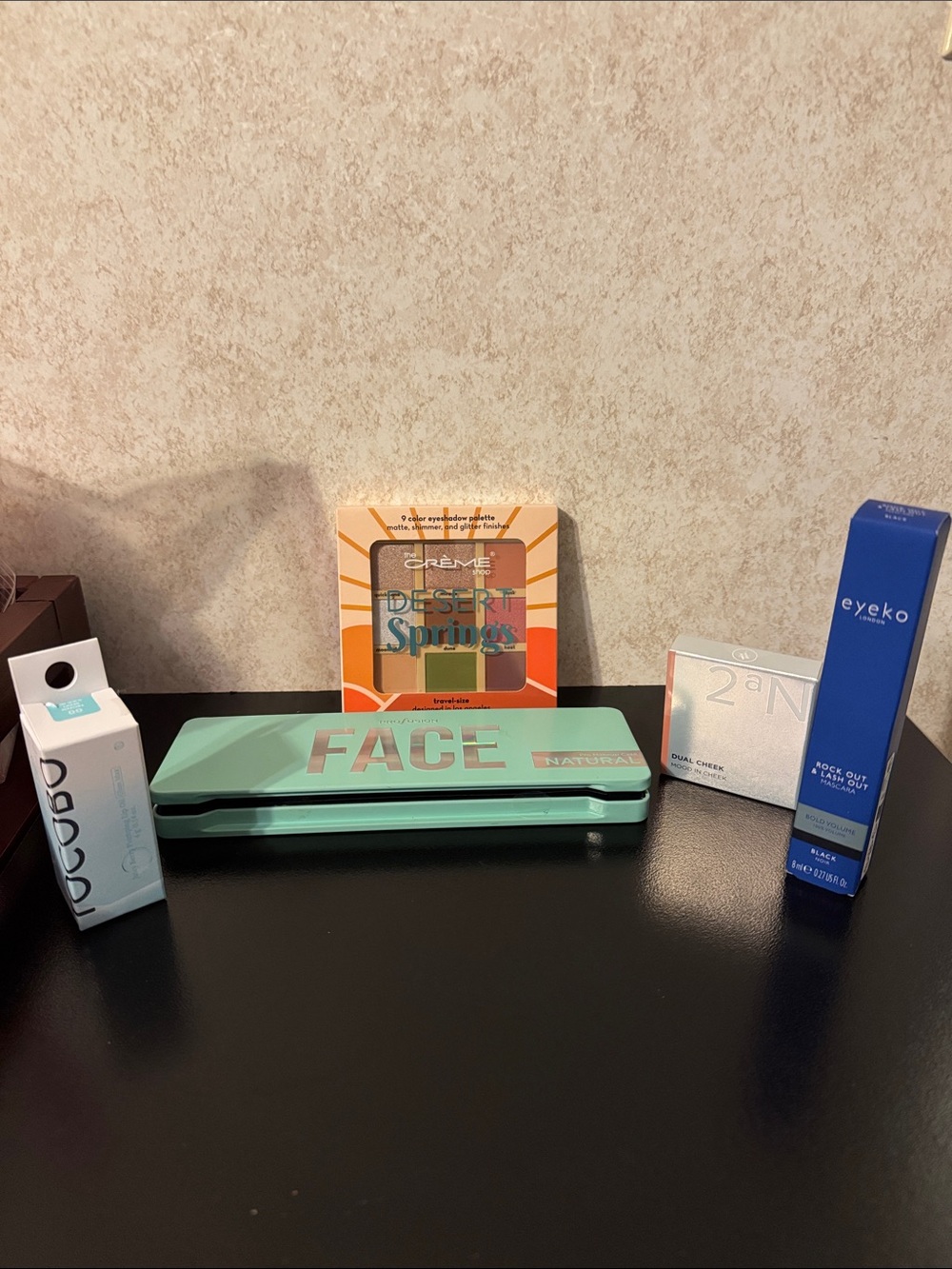 Makeup Bundle. 5 items